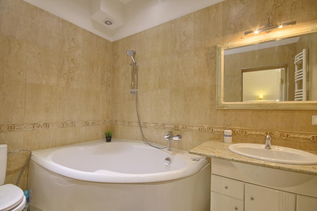 Taurus Apartments วิลนีอุส ภายนอก รูปภาพ