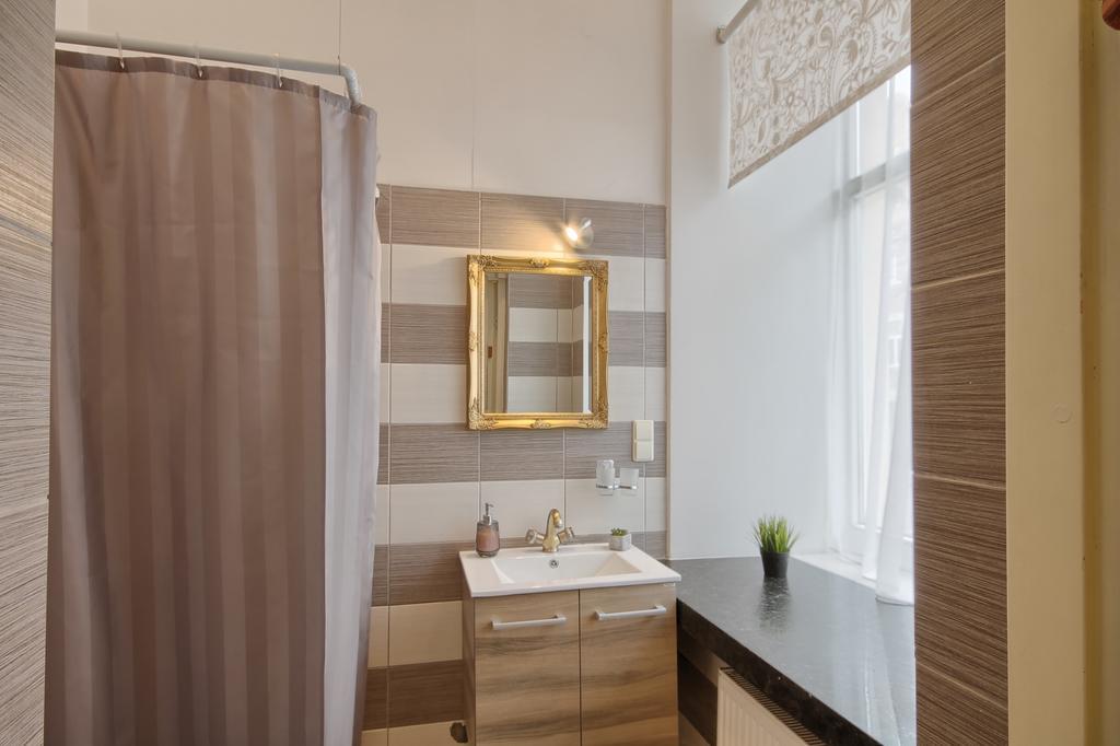 Taurus Apartments วิลนีอุส ภายนอก รูปภาพ